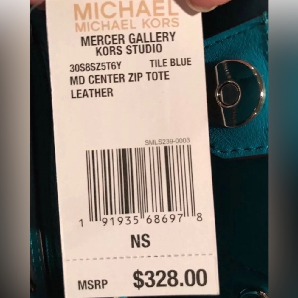 Michael Kors Mercer bag - tag is not attached - Picture 5 of 8